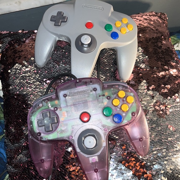 Nintendo 64 - Picture 2 of 6